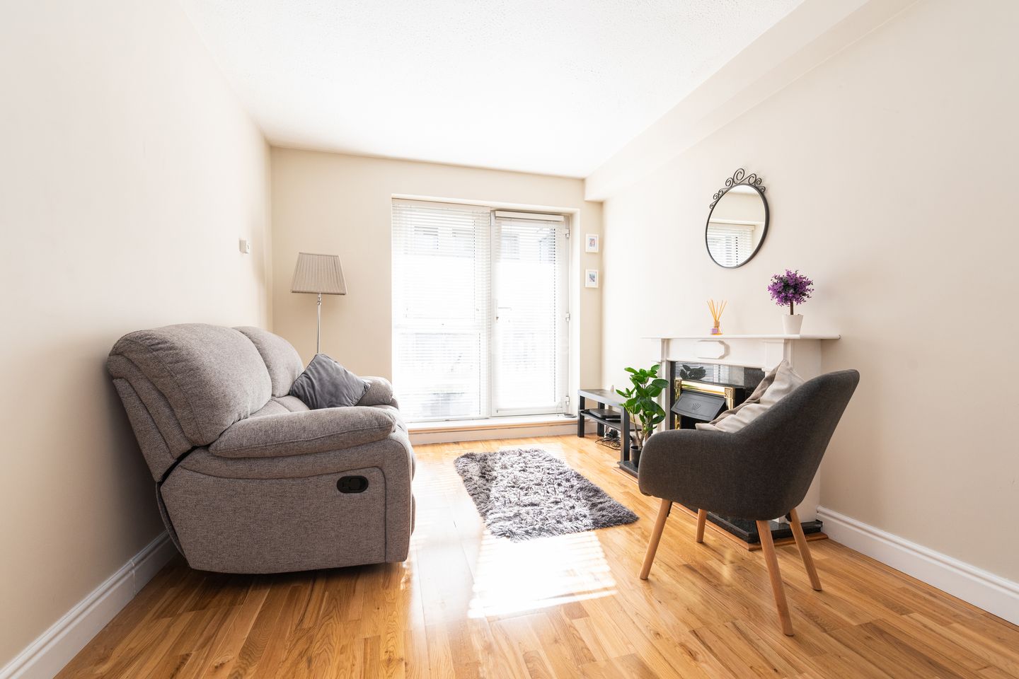 17 Riverbank House, South Circular Road, Dublin 8 is for rent on Daft.ie