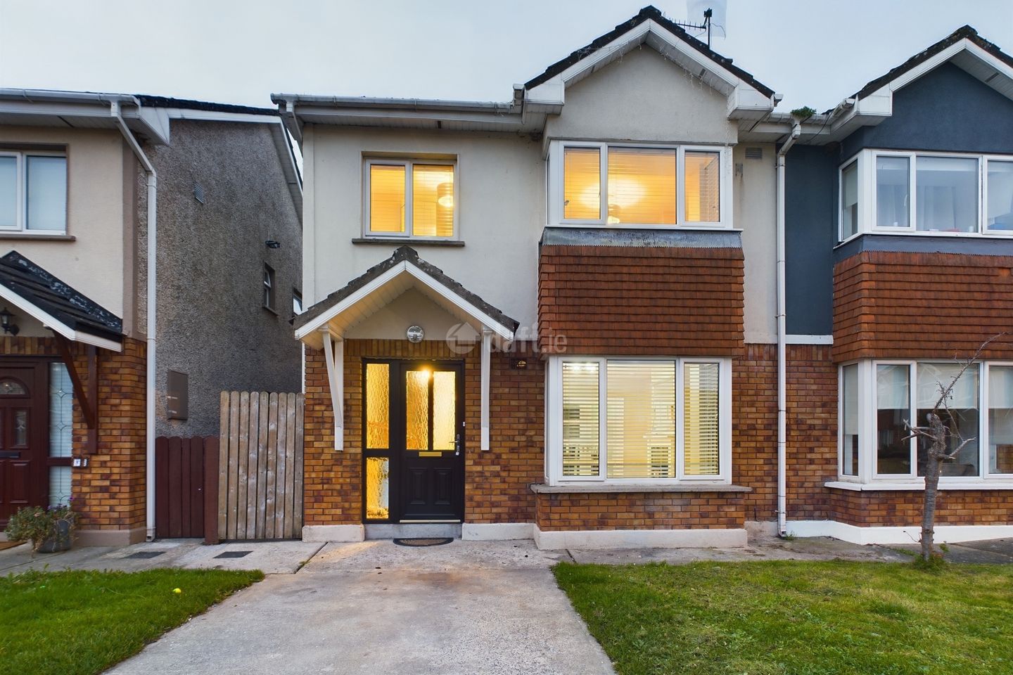 8 Orchard Crescent, CarrickonSuir, Co. Tipperary is for rent on Daft.ie