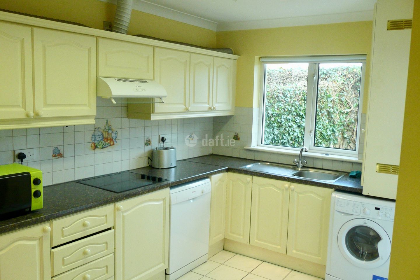 off Castle Avenue, Clontarf, Dublin 3 to share on Daft.ie