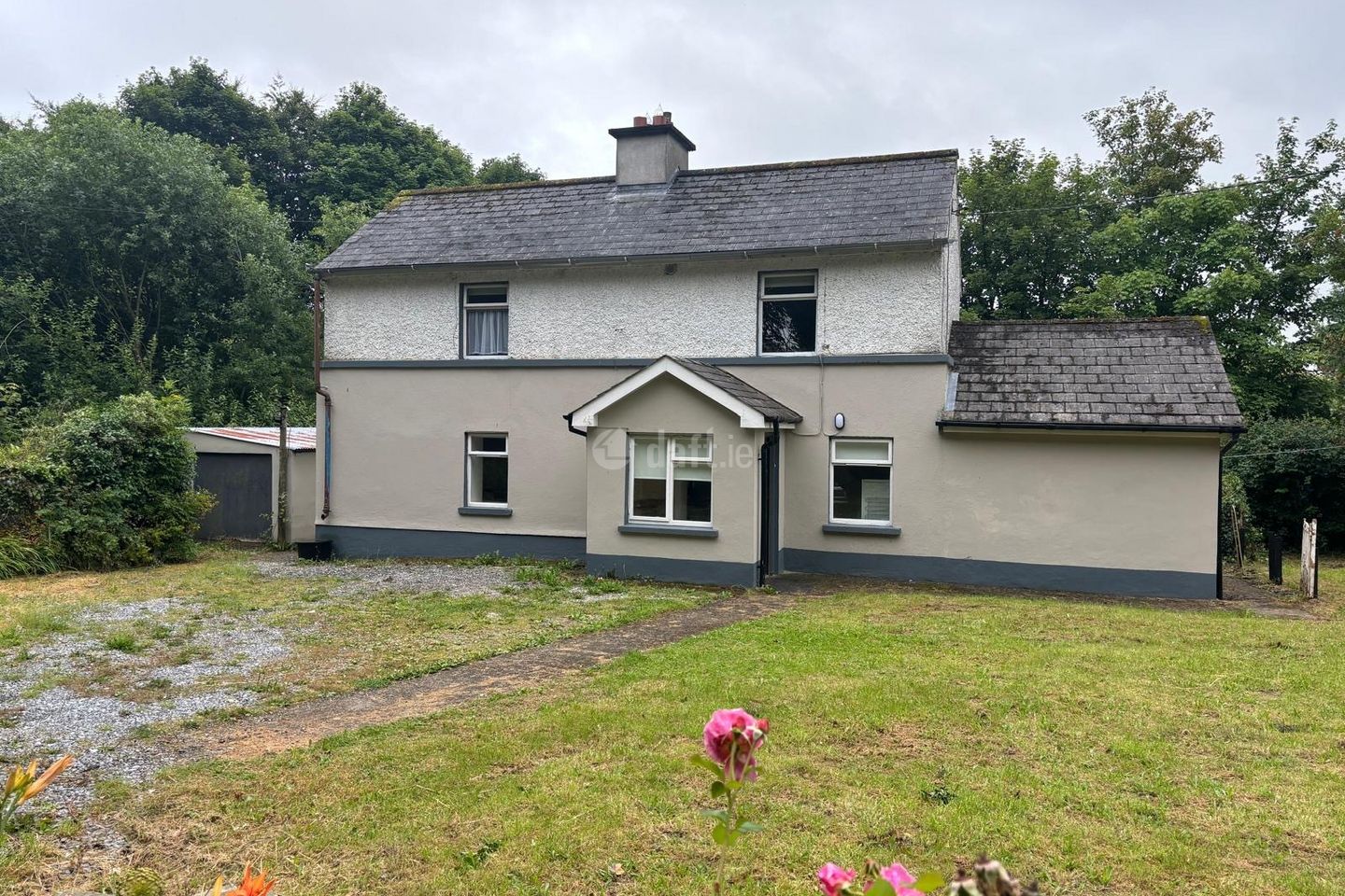 Clohogue Bridge House, Kiltown, Co. Kilkenny is for rent