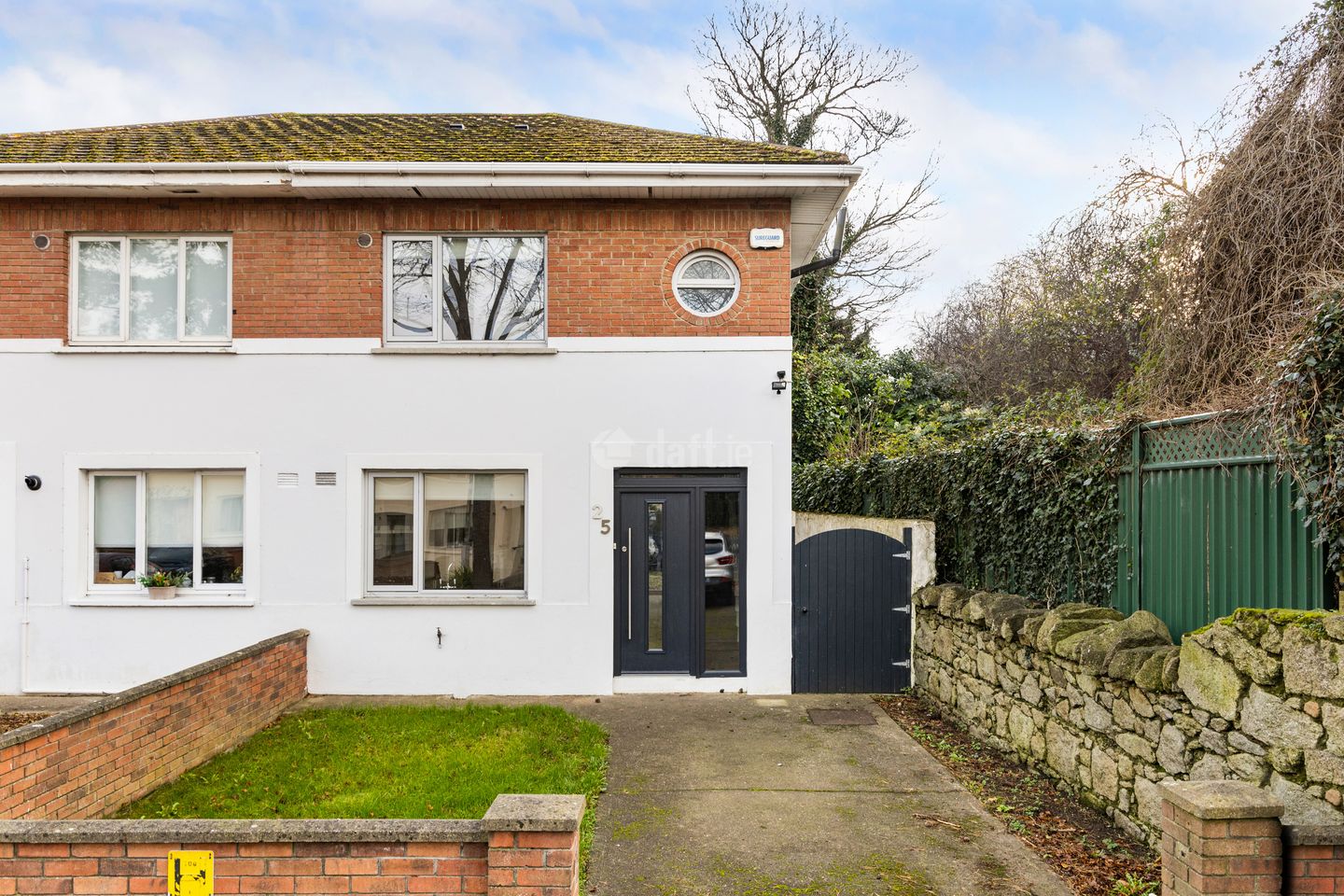 3 BED WITH CONVERTED ATTIC Silver Pines, Brewery Road, Co