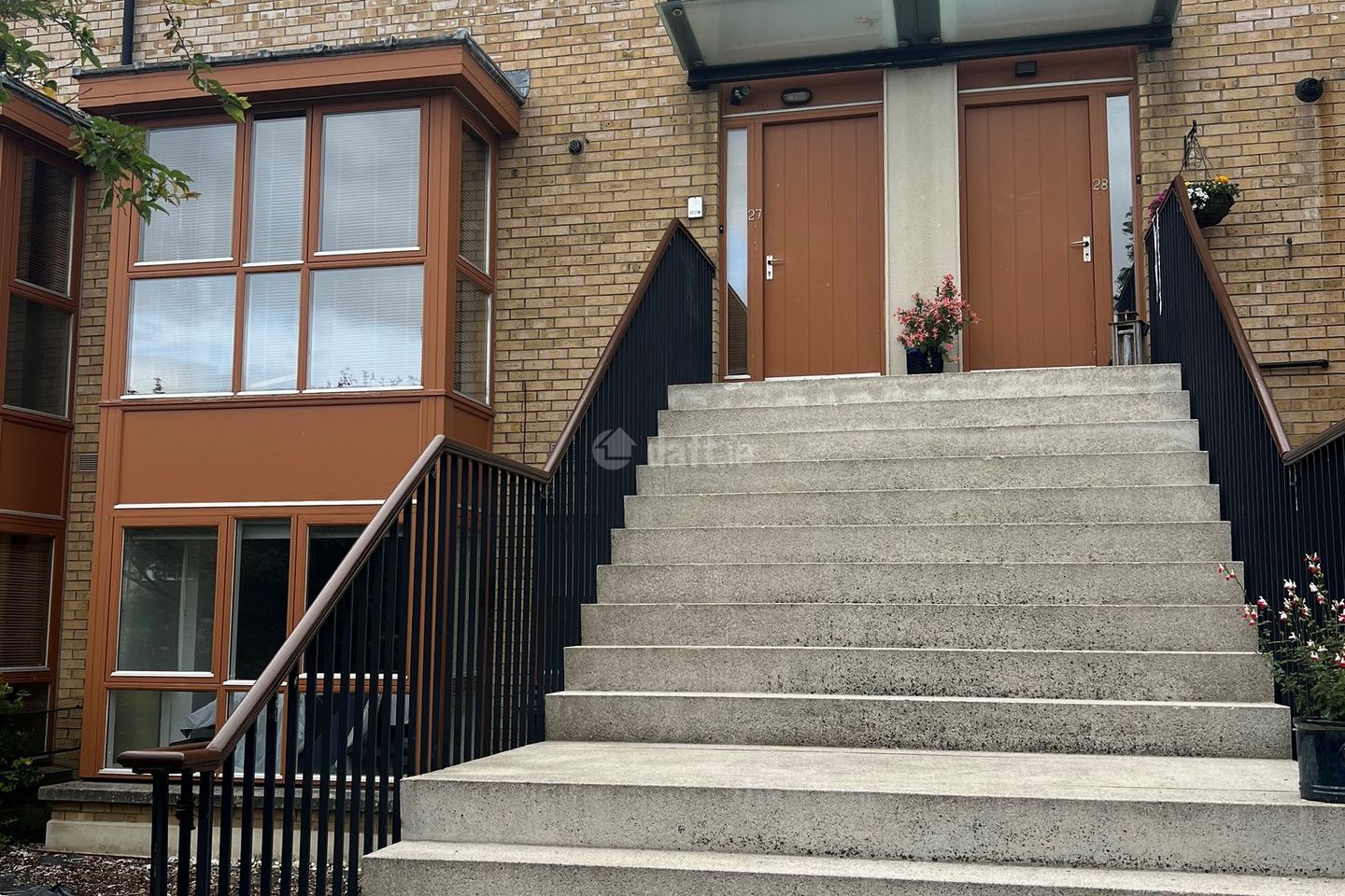 27 Merton Crescent, Milltown, Dublin 6 is for rent on Daft.ie