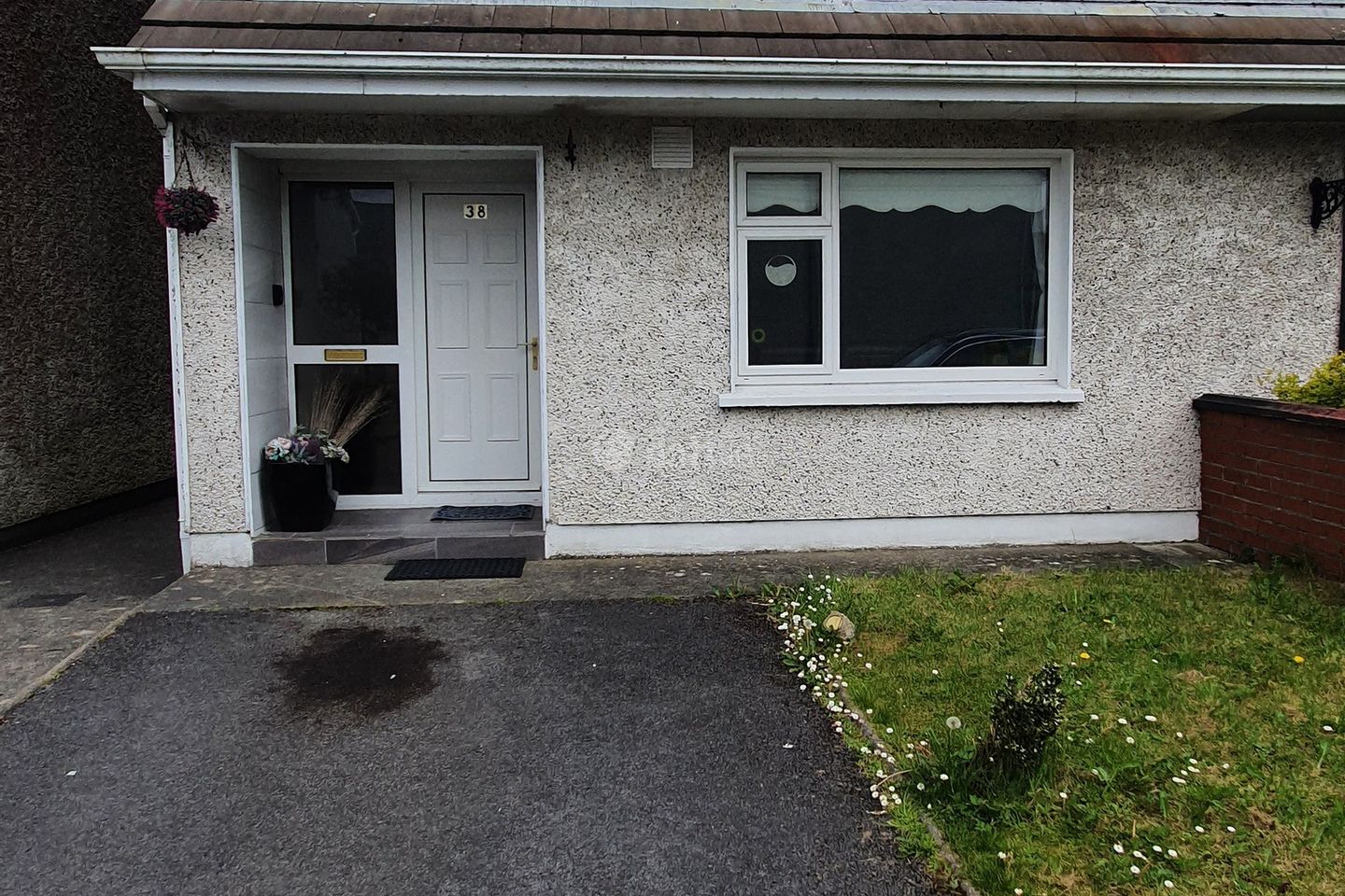38 Springfield Court, Castlebar, Co. Mayo is for rent on Daft.ie