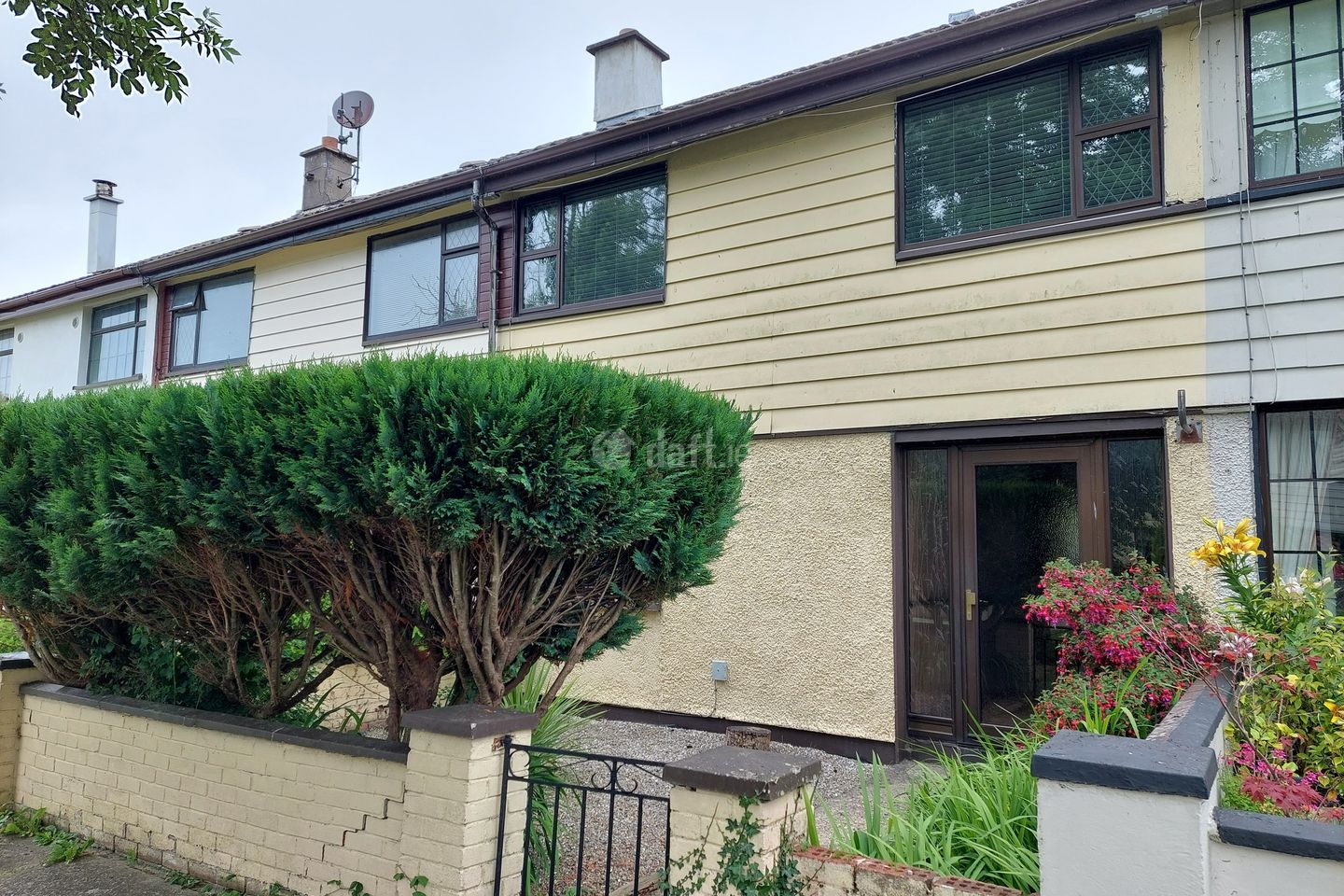 47 Cronan Gardens, Shannon, Co. Clare is for rent on Daft.ie