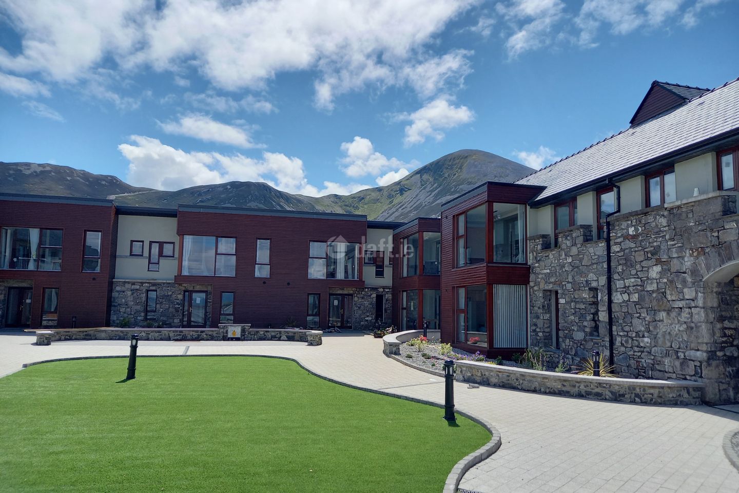 Murrisk Apartments, Murrisk, Westport, Murrisk, Co. Mayo is for rent on