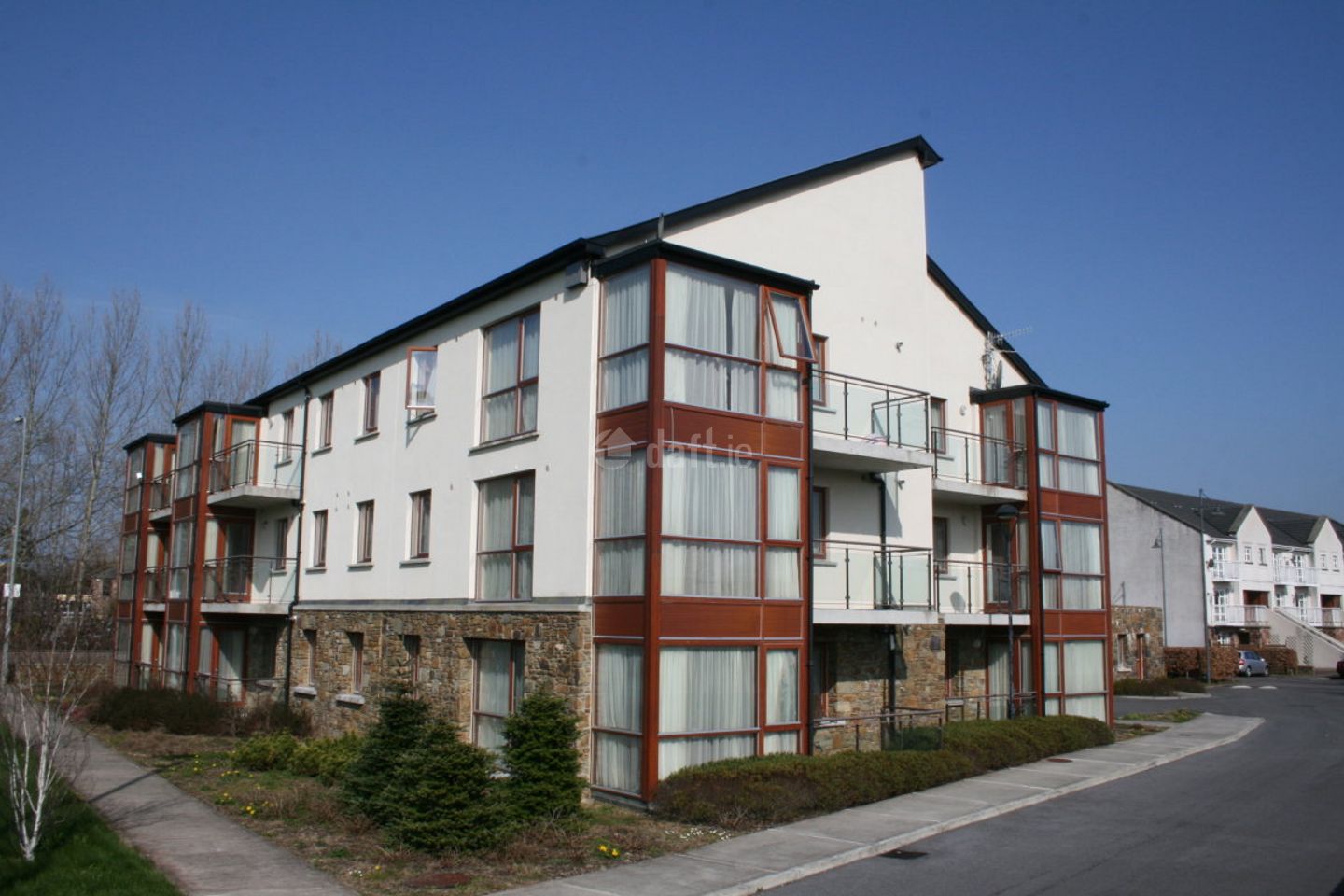 2 Bed Apt, Fels Point, Dan Spring Road, Tralee, Co. Kerry is for rent
