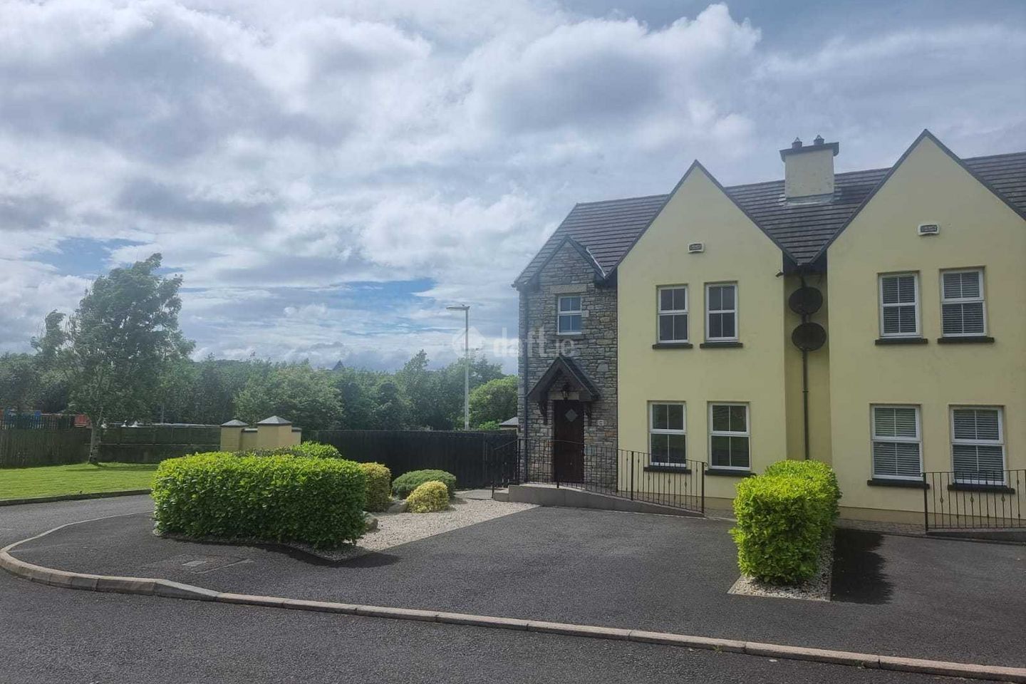 1 Cuan Na Tra, Kerrykeel, Co. Donegal is for rent on Daft.ie