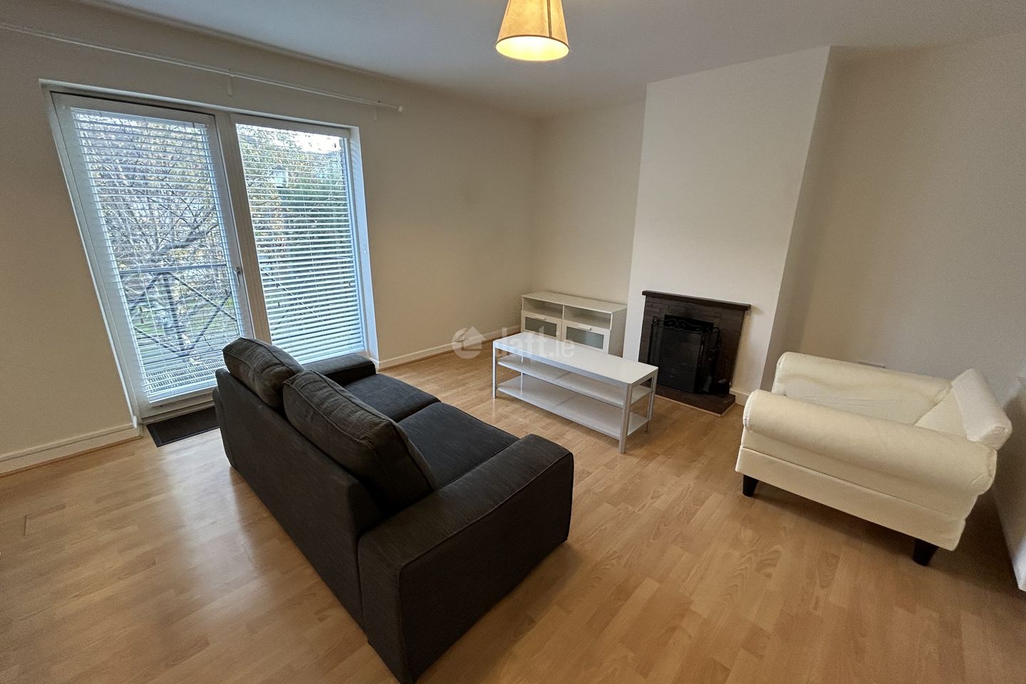 8 The Castlelands, Castleside Drive, Rathfarnham, Dublin 14 is for rent