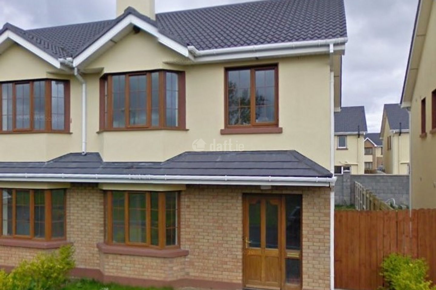 17 An DraighneÃ¡n, Ballymahon, Co. Longford is for rent on Daft.ie