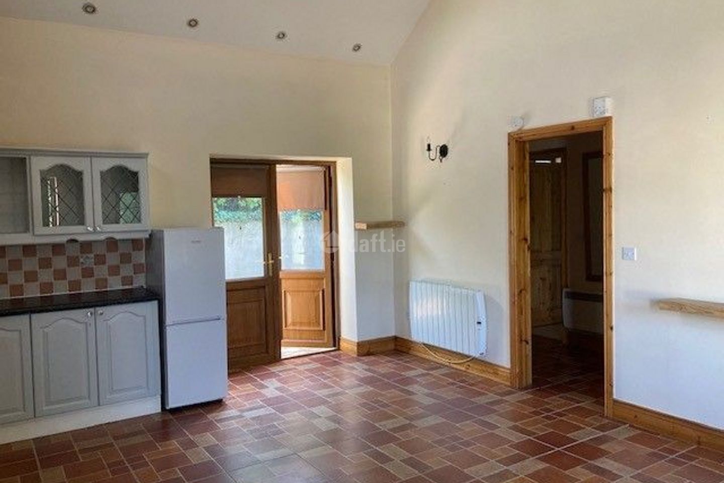 Ballincurrig Ballinspittle, Kinsale, Co. Cork is for rent on Daft.ie