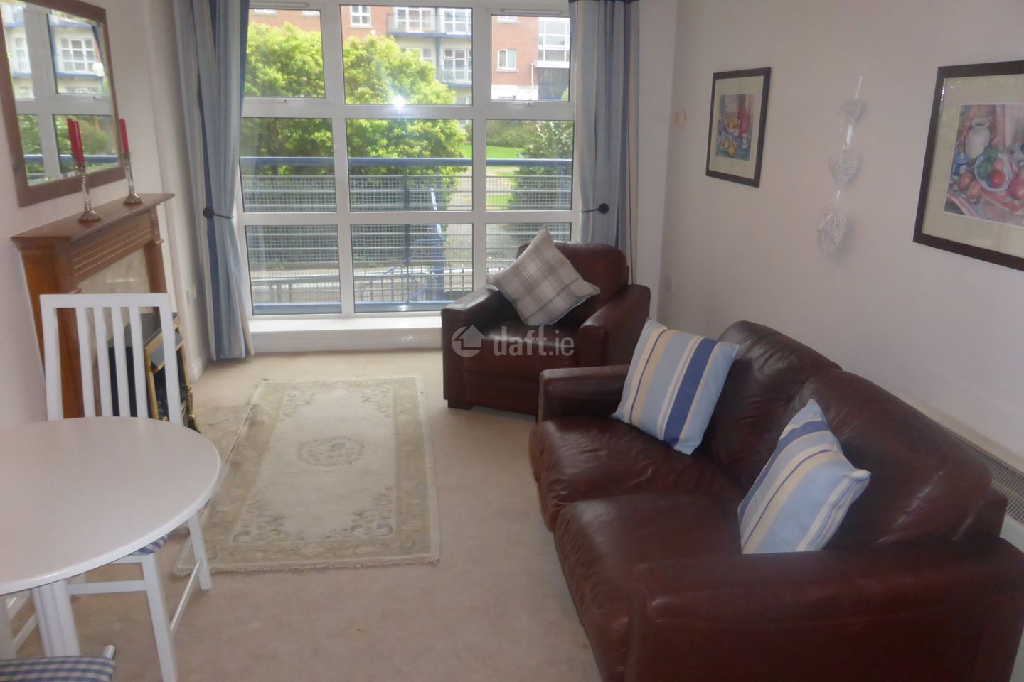 186 The Waterside Apartments, Charlottes Quay, Dublin 4