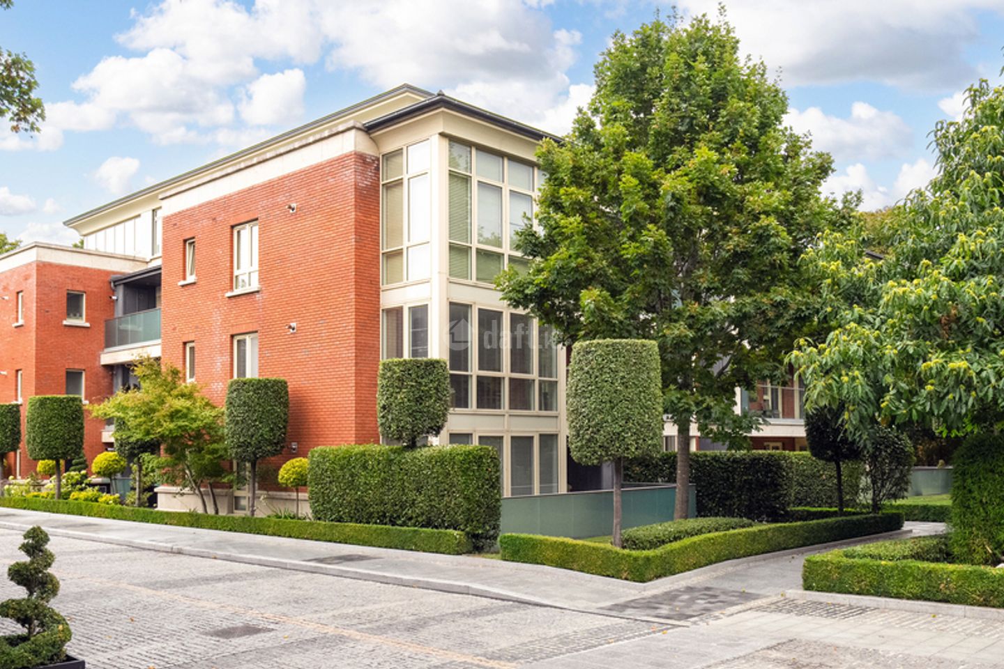 65 Shrewsbury Square Dublin 4, Dublin 4