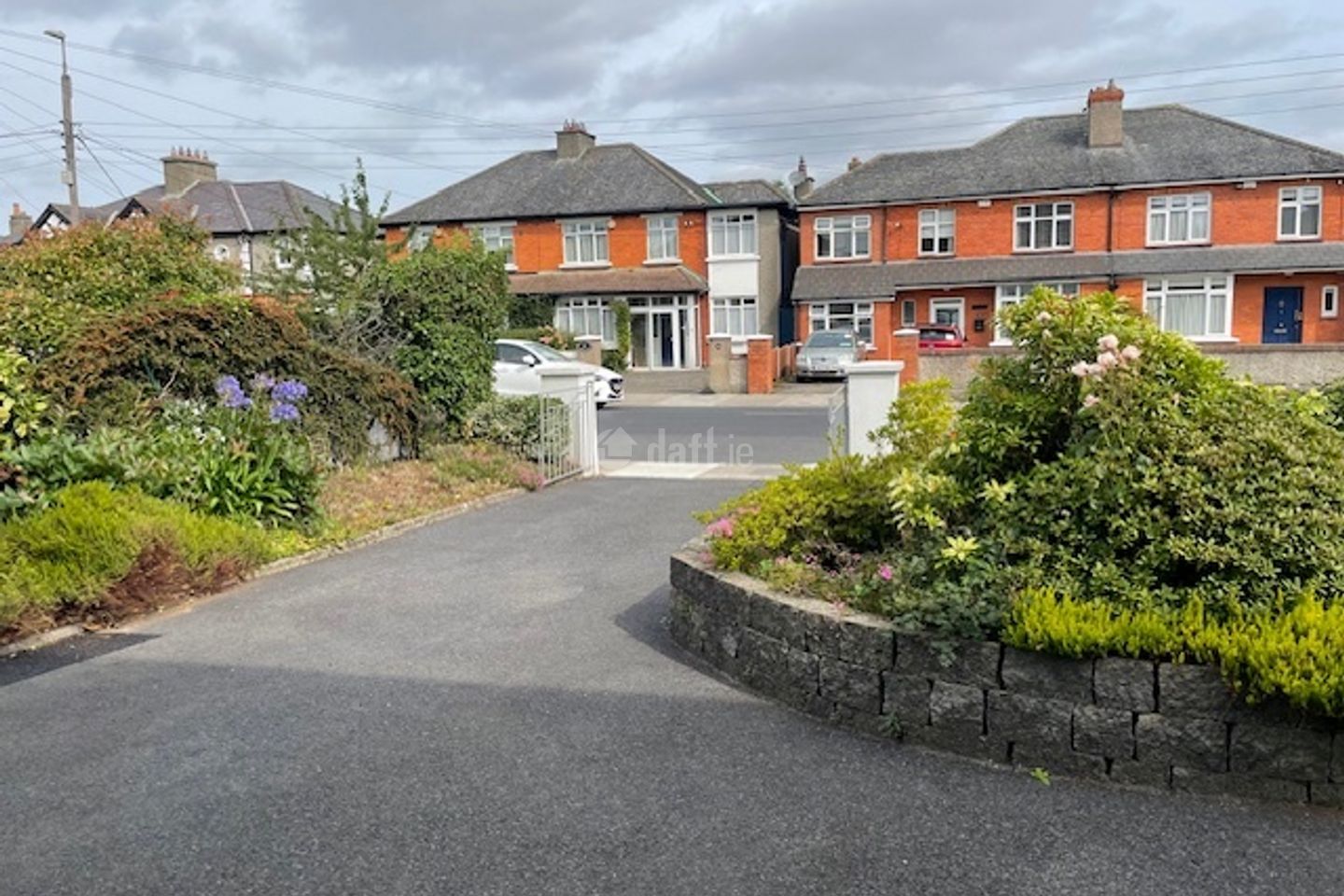 Bird Avenue, Dublin 14, Dundrum