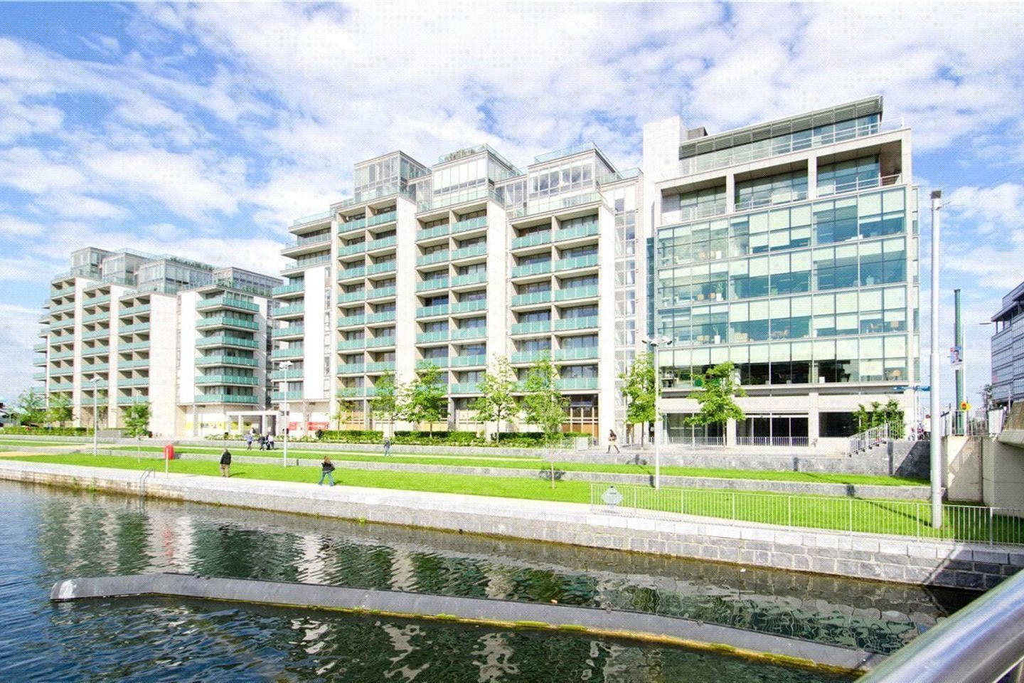 Apartment 21, Cloncurry House, IFSC, Dublin 1