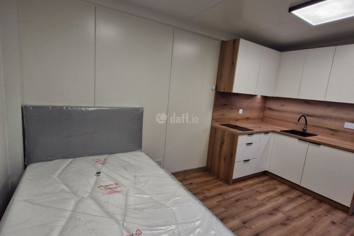 De Selby Lane, Dublin 24, Jobstown, Dublin 24