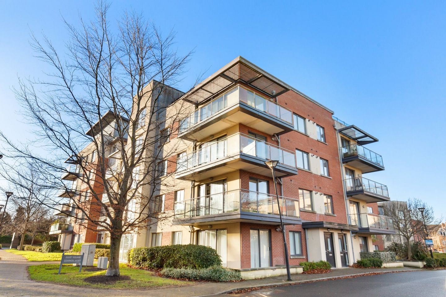 8 Juliet Square, St Edmunds Park, Lucan, Co. Dublin