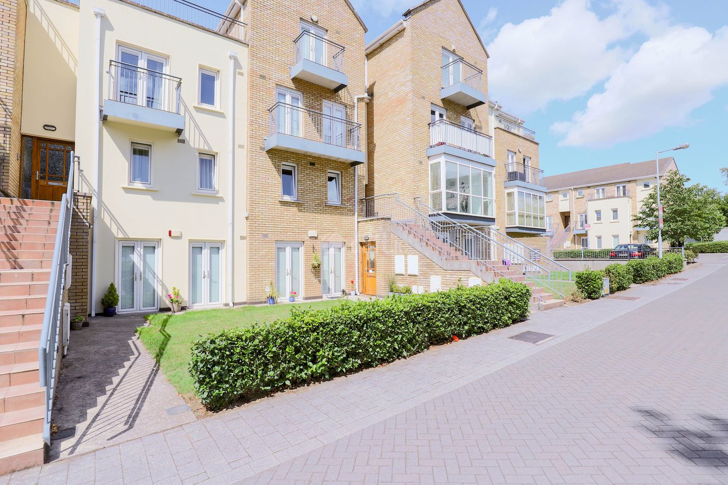 Erris Square, Waterville, Blanchardstown, Dublin 15