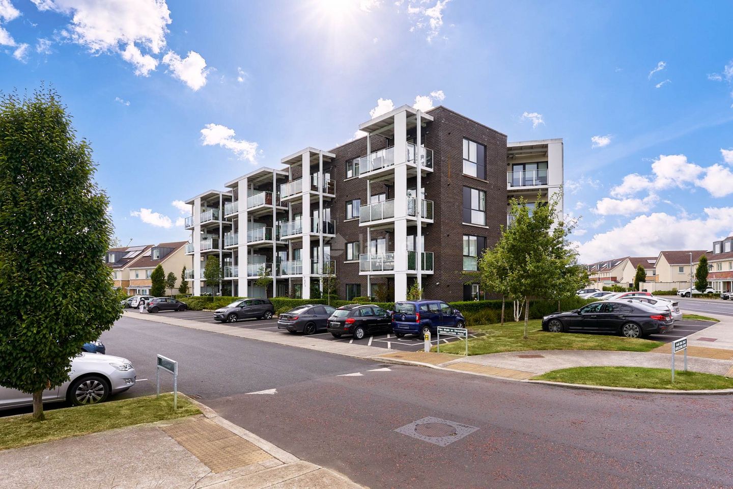 Orchard Hall, Diswellstown Avenue, Hamilton Park, Castleknock, Dublin