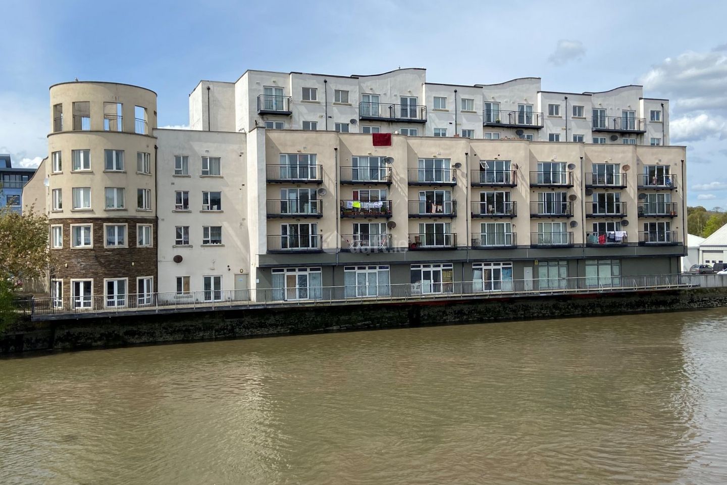 22 Waterside, Lower Rosbercon, New Ross, Co. Wexford