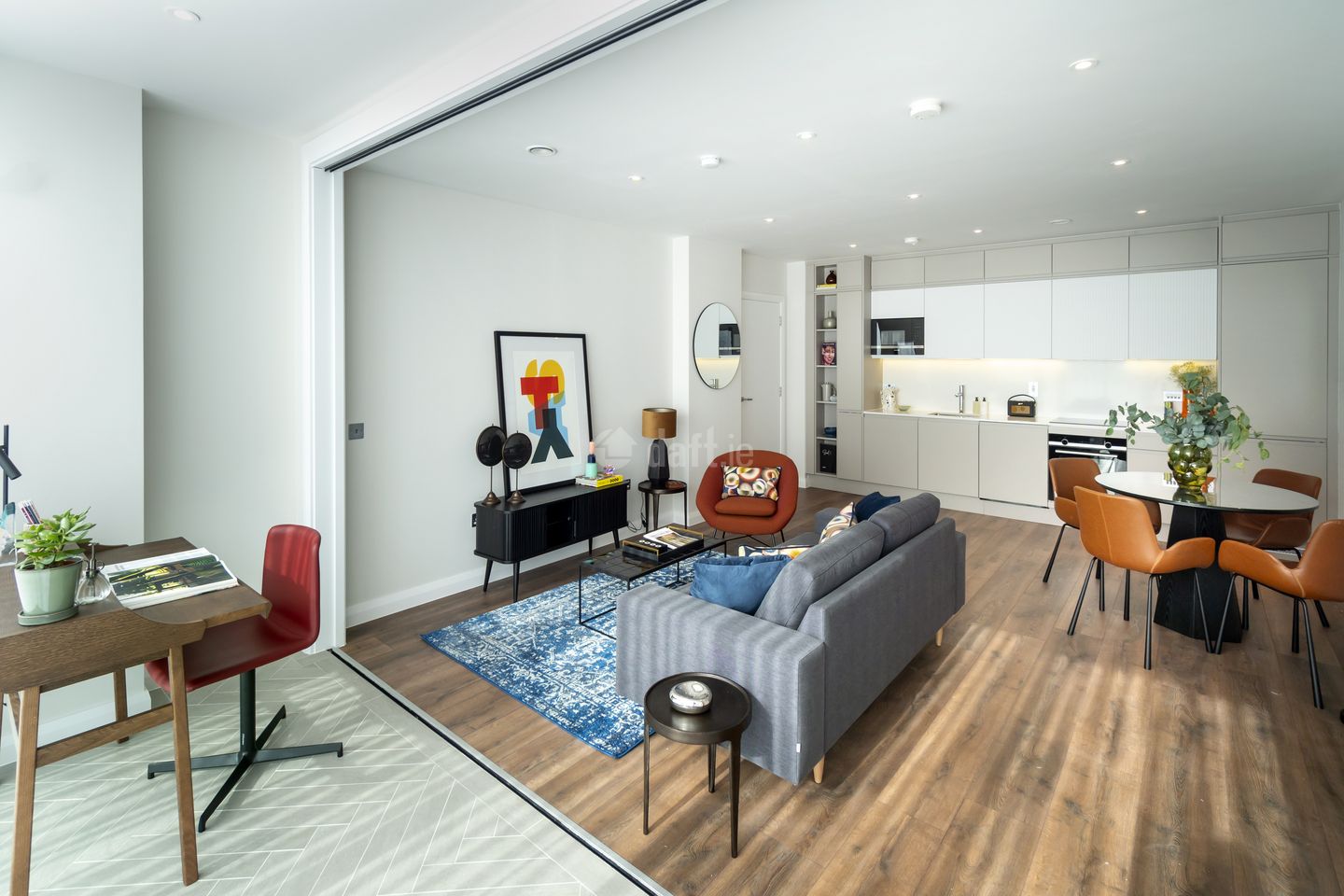 Apt 13 Gate House, The Locks, Charlemont Square, Dublin 2, D02XRX8, Dublin 2