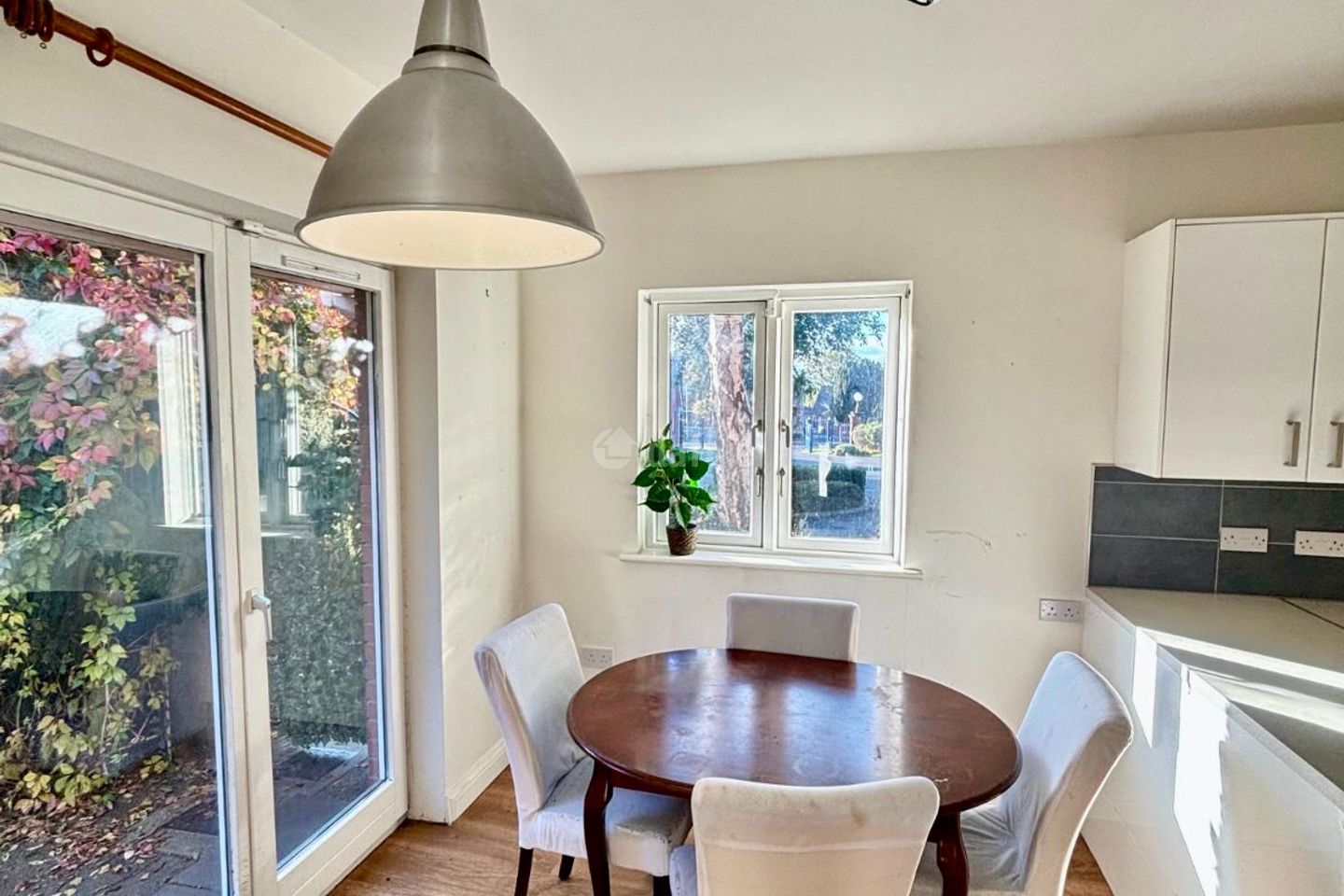 17 Knightsbridge, Castle Avenue, Clontarf, Dublin 3