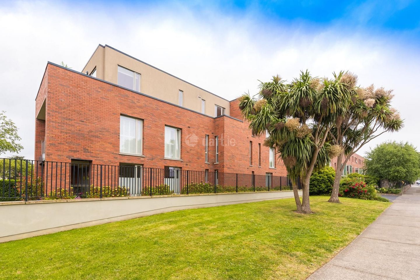 Linden House, Linden Lea Park, Stillorgan, Blackrock, Co. Dublin