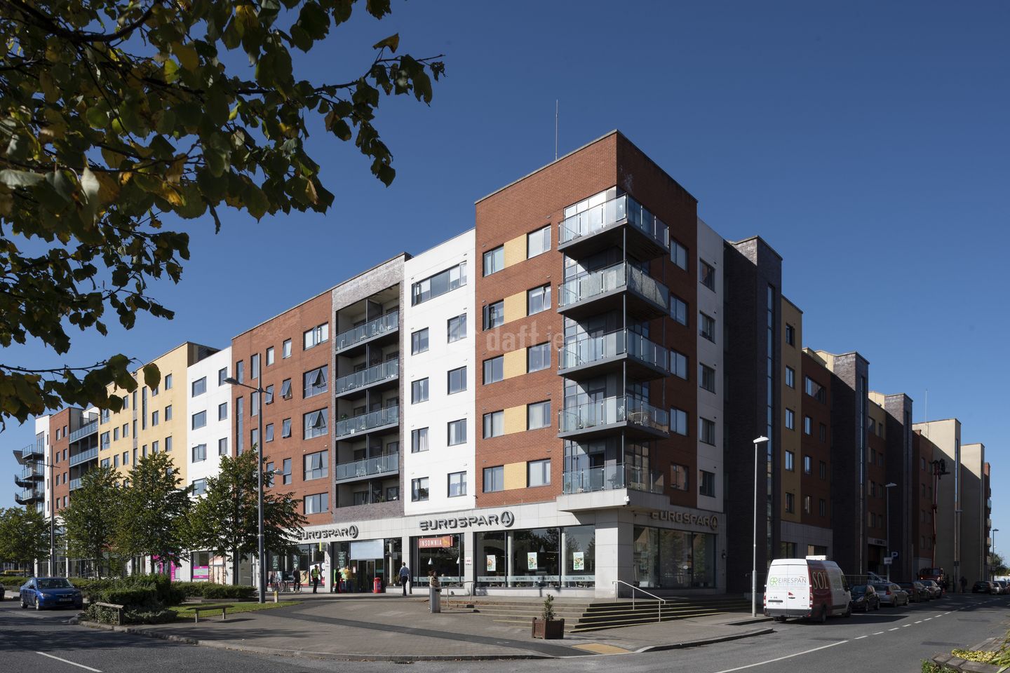 Burnell Green, Mayne River Street