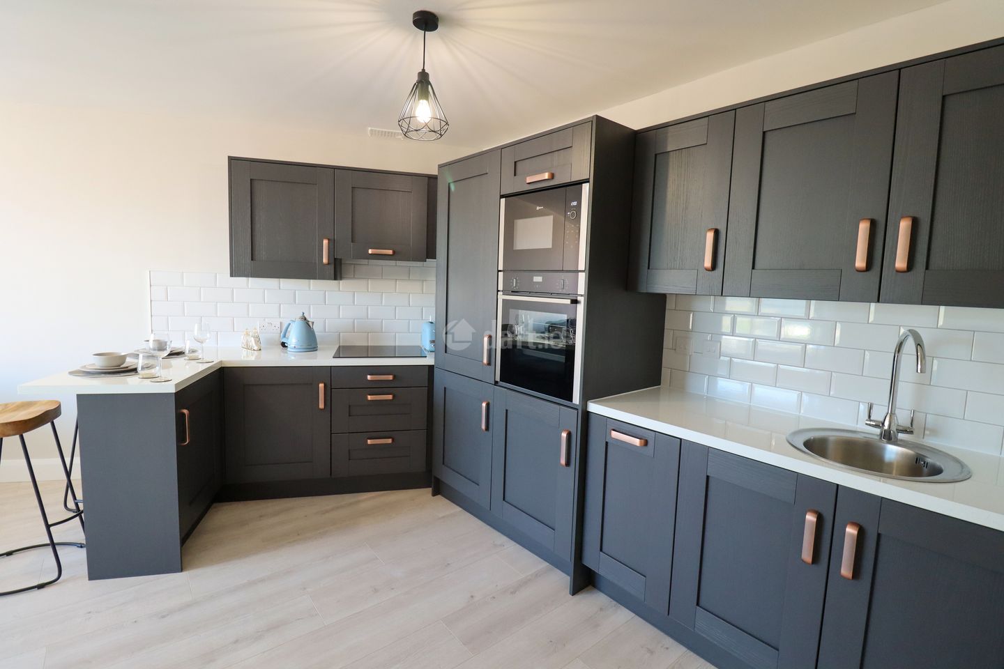 The Courtyard Apartments, Bridge Street