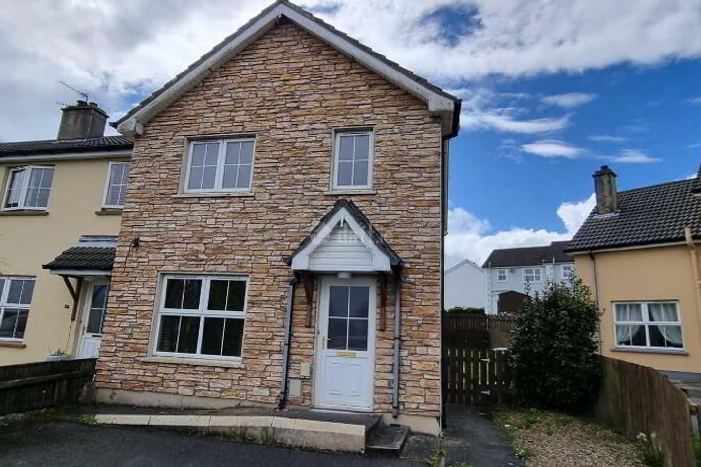 25 Gleann Eaden, Letterkenny, Co. Donegal