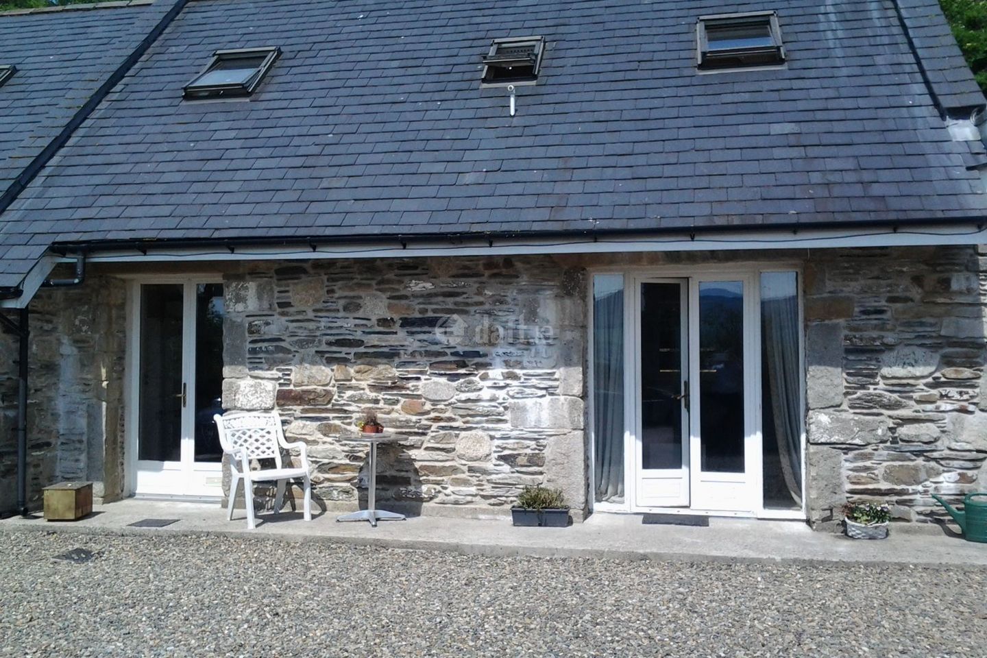 3 Courtyard Cottages, Rosnastraw, Tinahely, Co. Wicklow