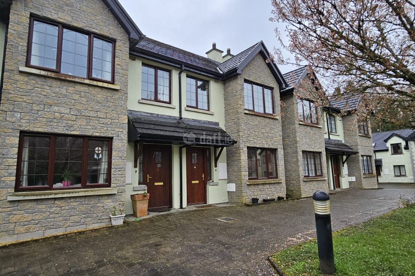 Mac Raghnaill Court, Lough Rinn, Mohill, Co. Leitrim