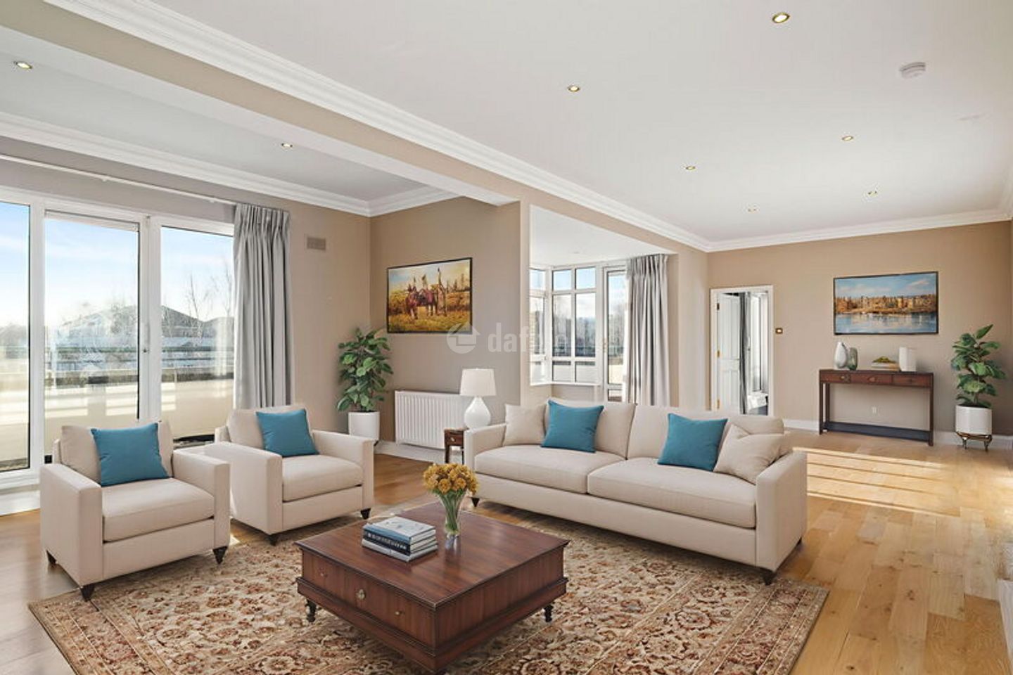 Penthouse Seamount, Booterstown, Co. Dublin