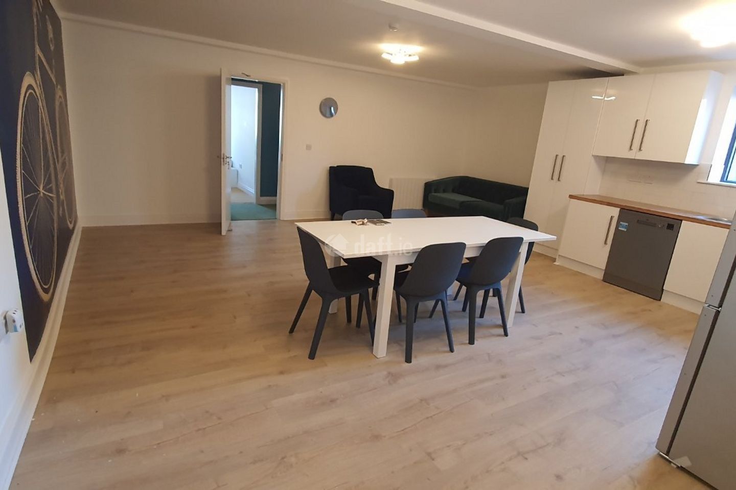 Apt. 2, 43 Clanbrassil Street