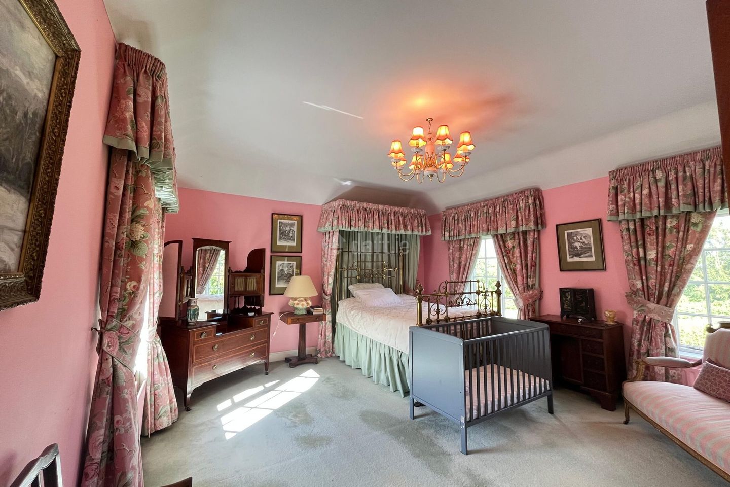 DOUBLE ROOM/HOUSE SHARE at Castlewarden, Straffan, Co. Kildare