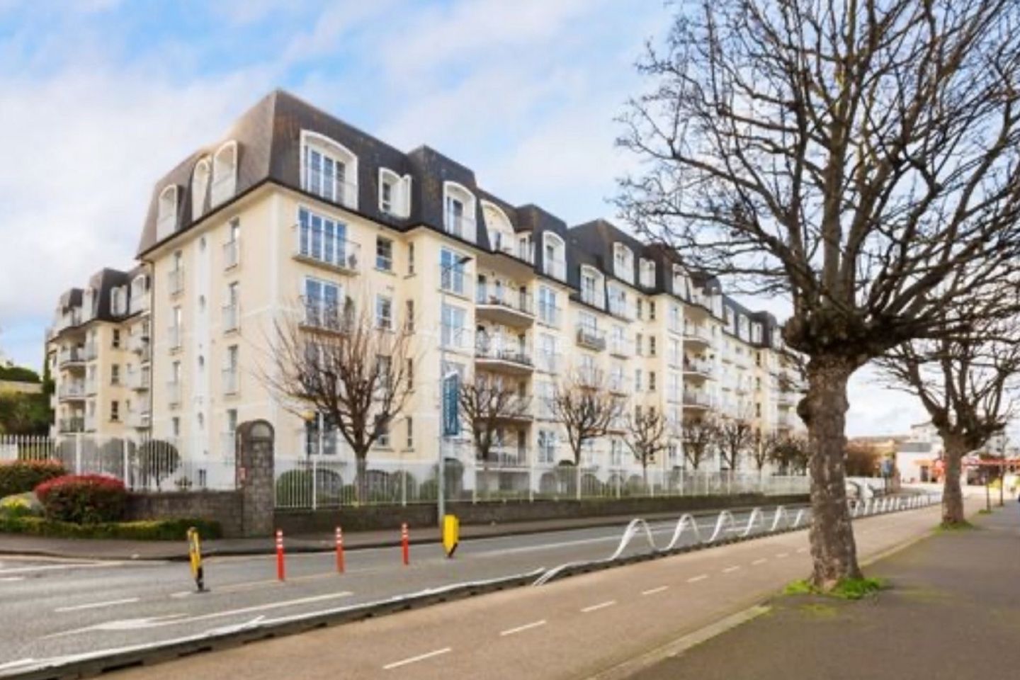  Clearwater Cove, Old Dunleary Road, (Available on a 6 months lease only), Monkstown, Co. Dublin