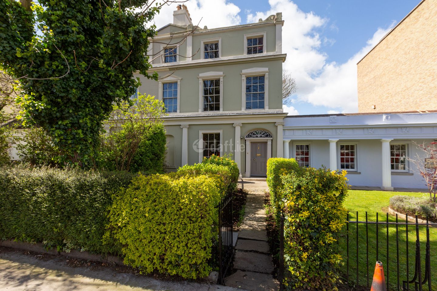 Harcourt Terrace, Dublin 2
