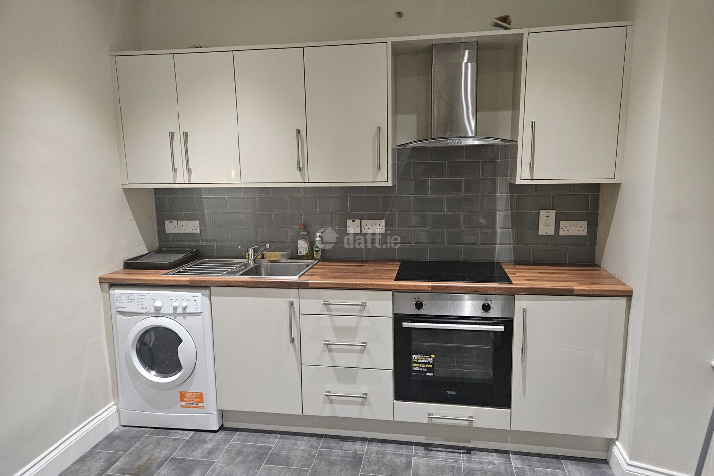 New Square, Mitchelstown, Co. Cork