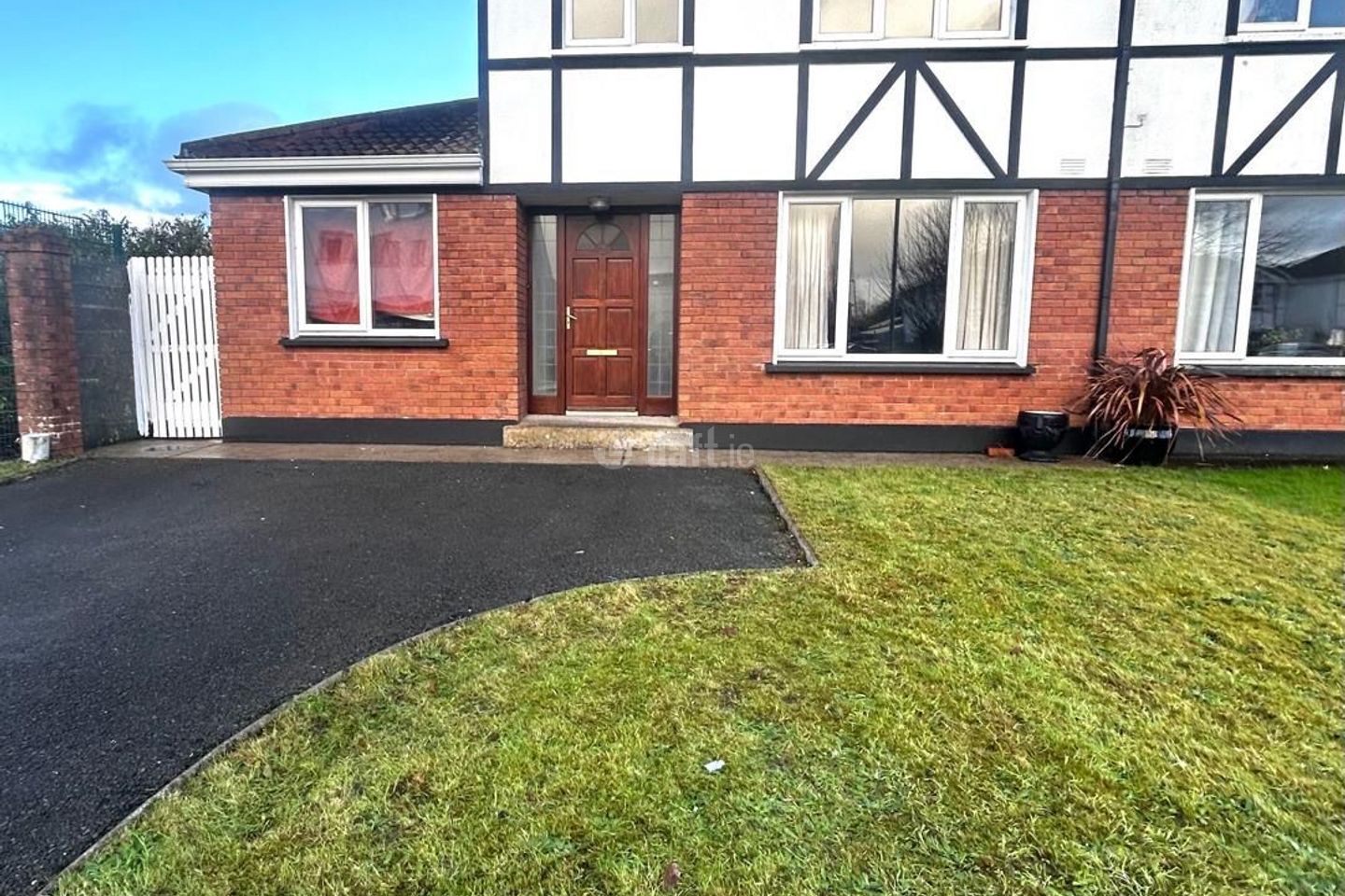 The Hawthorns, Limerick Road, Ennis, Co. Clare