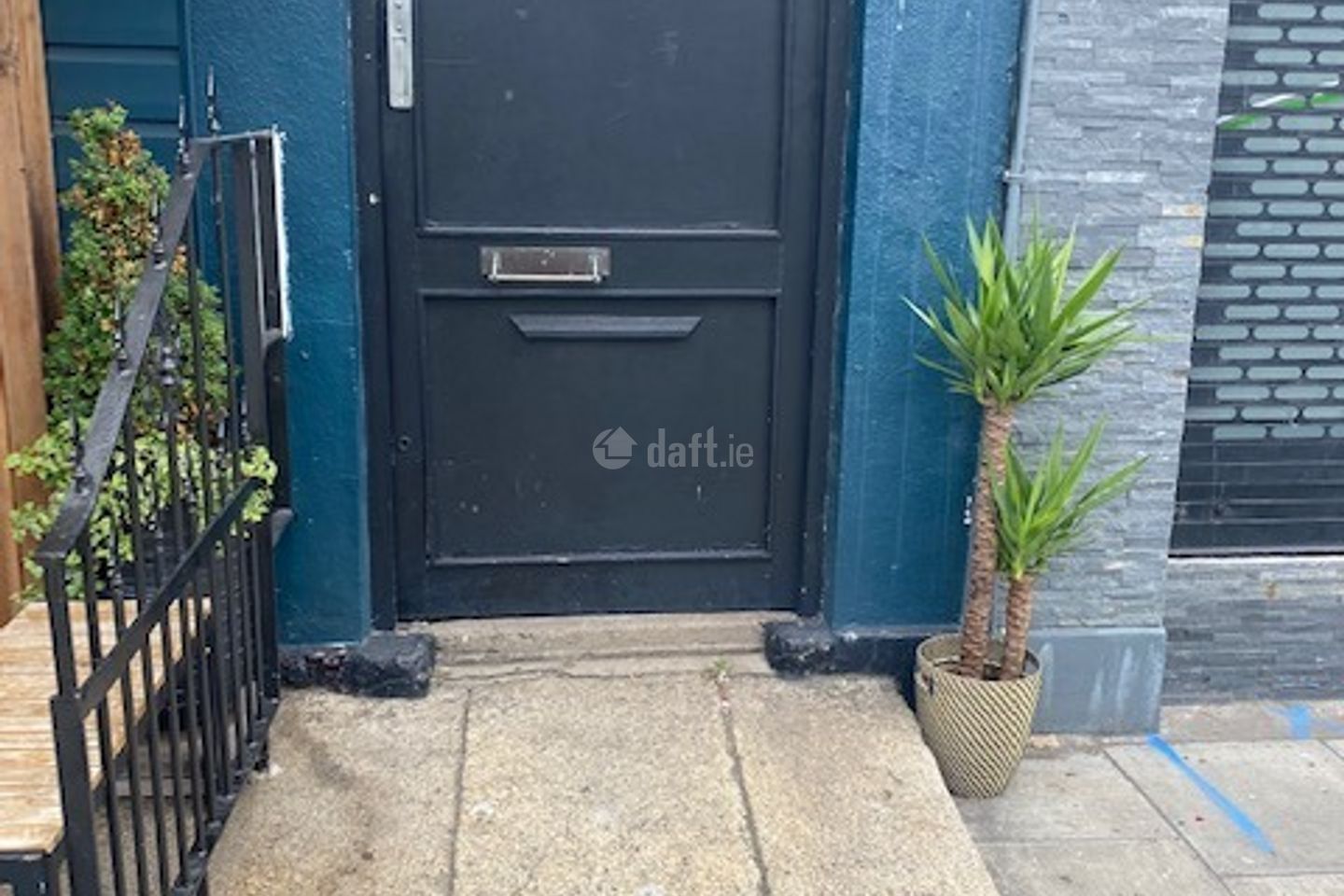 66B Pearse Street, Dublin 2