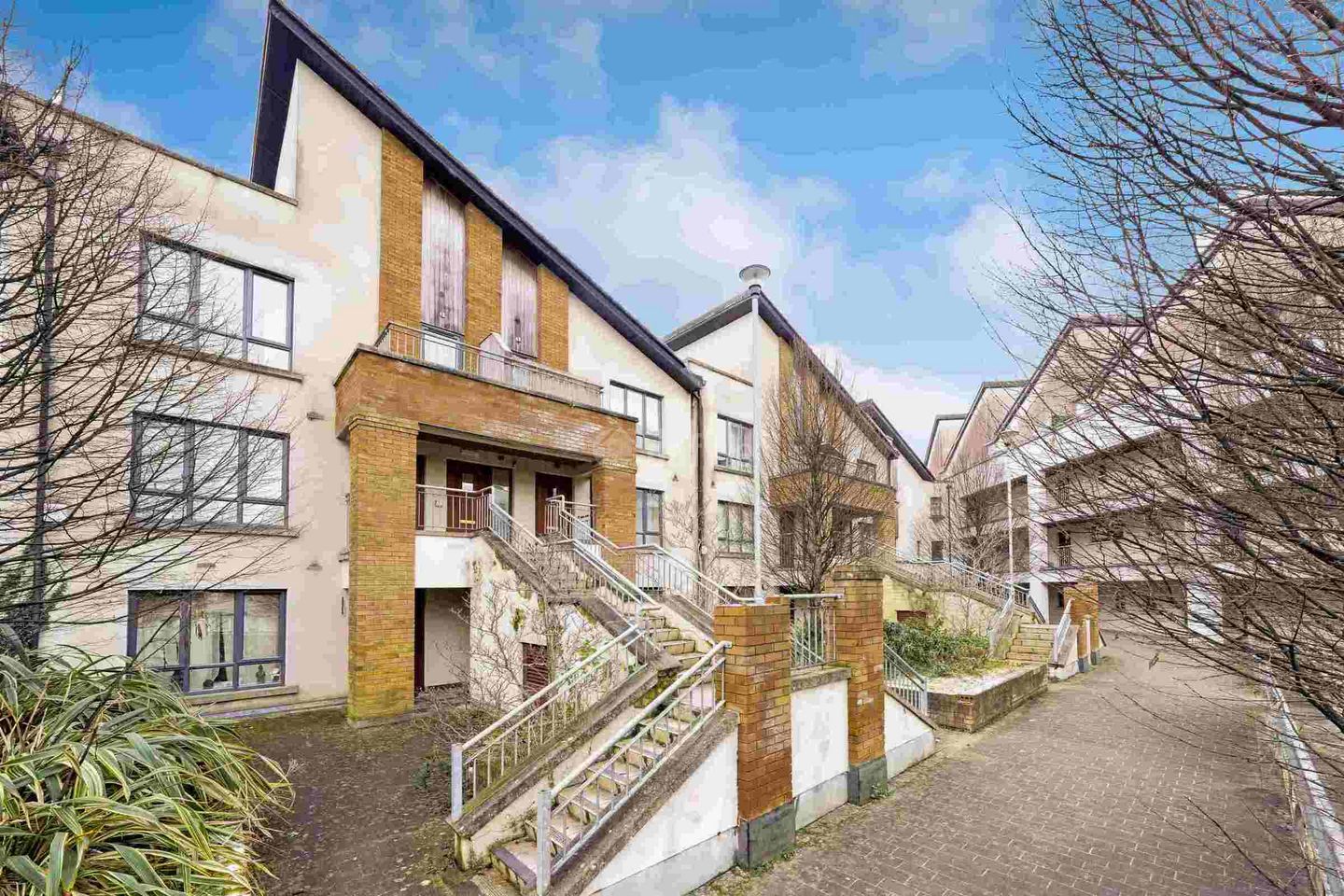 Marlfield Terrace, Kiltipper, Dublin 24