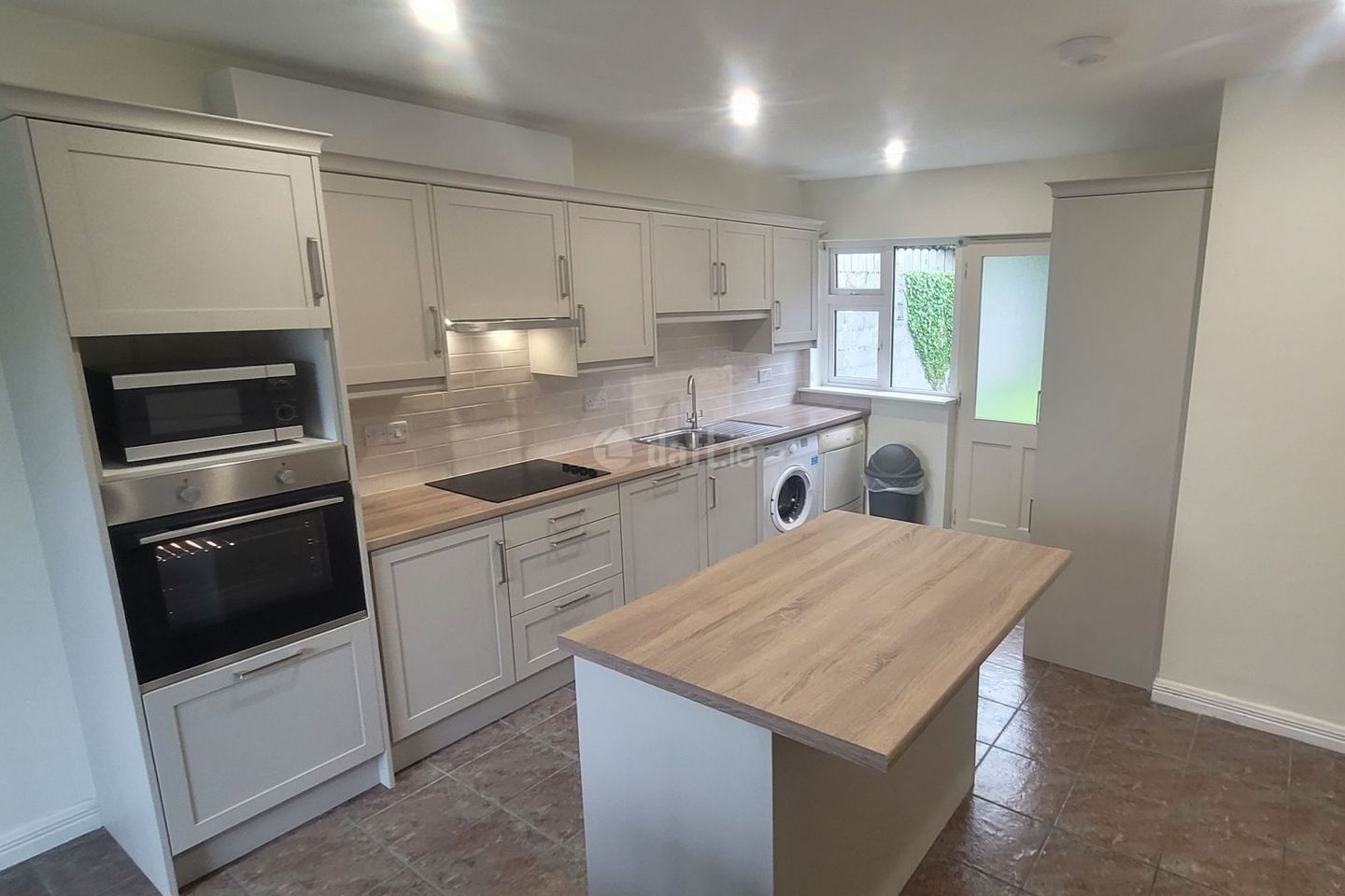 Manor Village Westport Road Castlebar , Castlebar, Co. Mayo