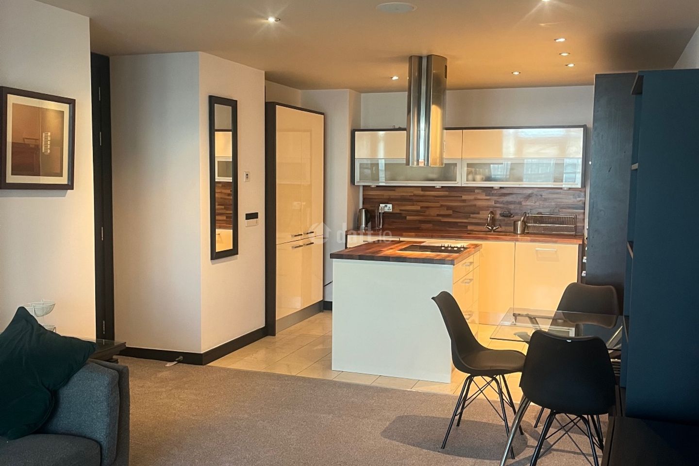 Apartment 604, Beacon One, Beacon Court, Dublin 18, Dundrum, Dublin 14