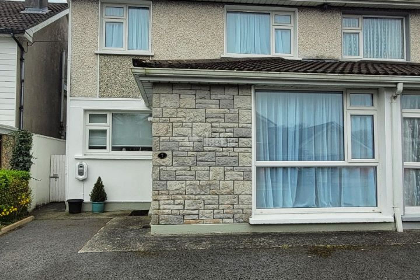 7 Clifton Drive, Newcastle, Newcastle, Co. Galway
