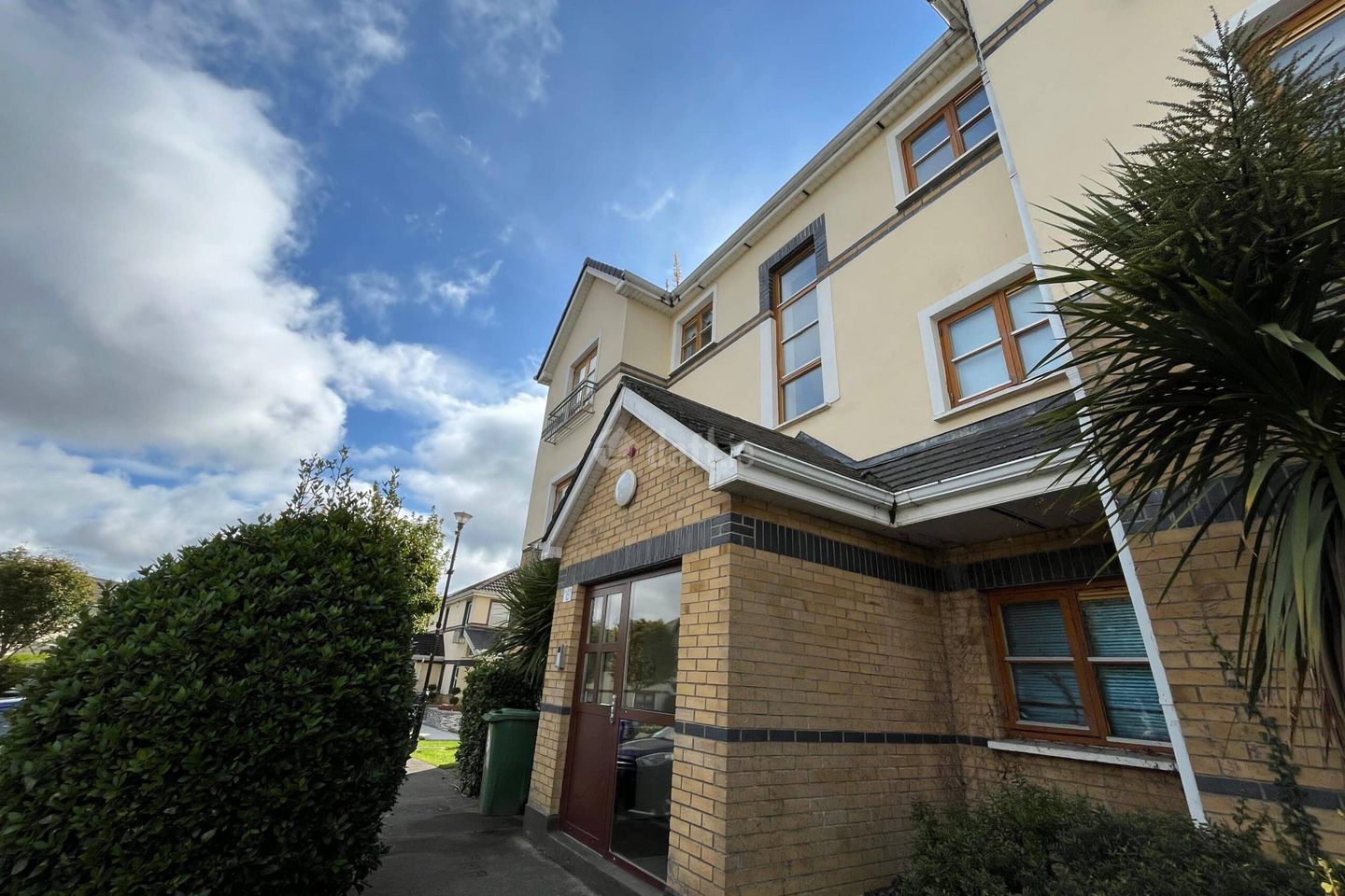 Marlfield Lawn, Kiltipper, Dublin 24 *** 4 MONTH LEASE ONLY ***