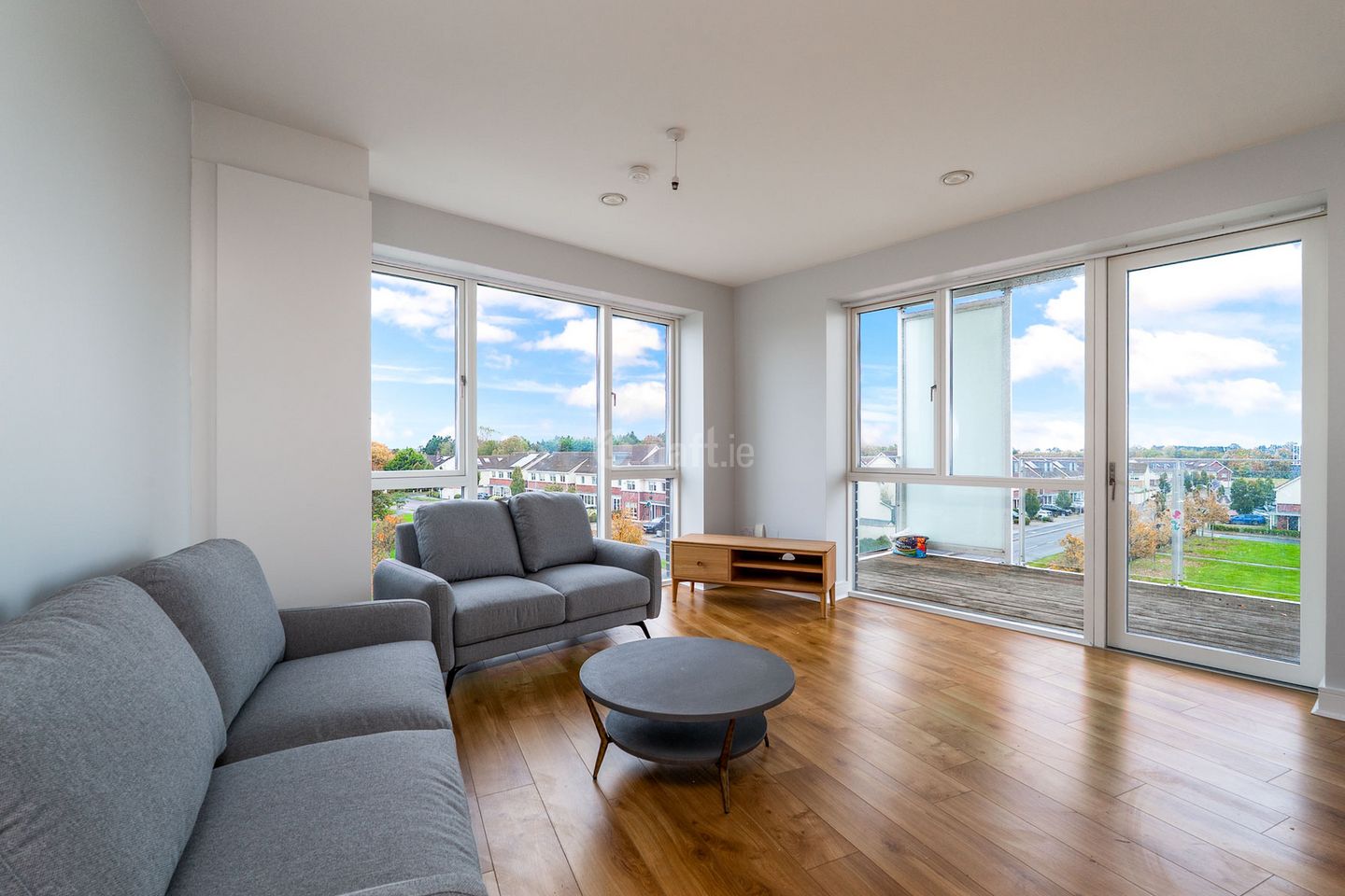 Crofton Hall, Diswellstown Lawn, Castleknock, Dublin 15