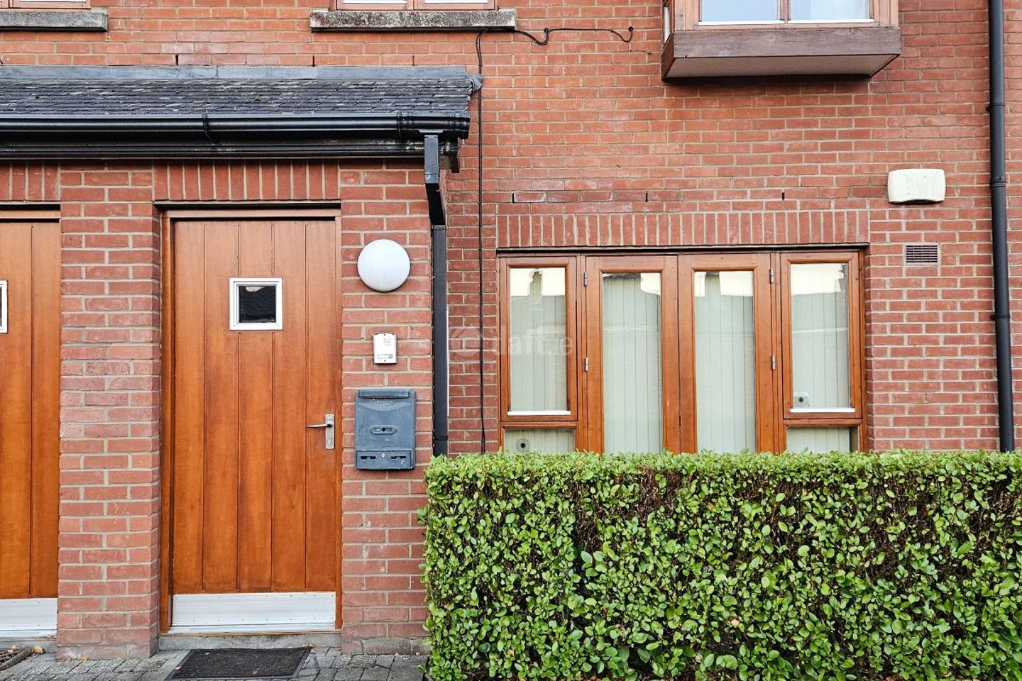 Knockmaree Duplex, St Laurance Rd., Chapelizod, Dublin 20
