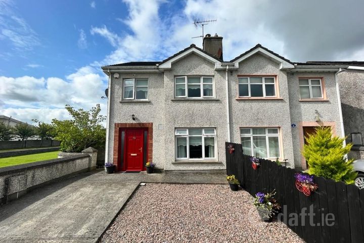 17 An Tuairin, Dublin Rd, Tuam, Galway