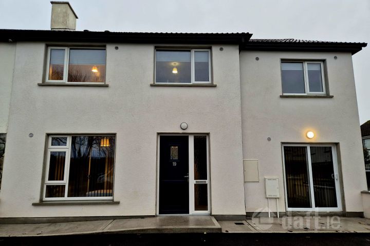 19 Oaklawns, Dublin Road, Carlow Town, Co. Carlow