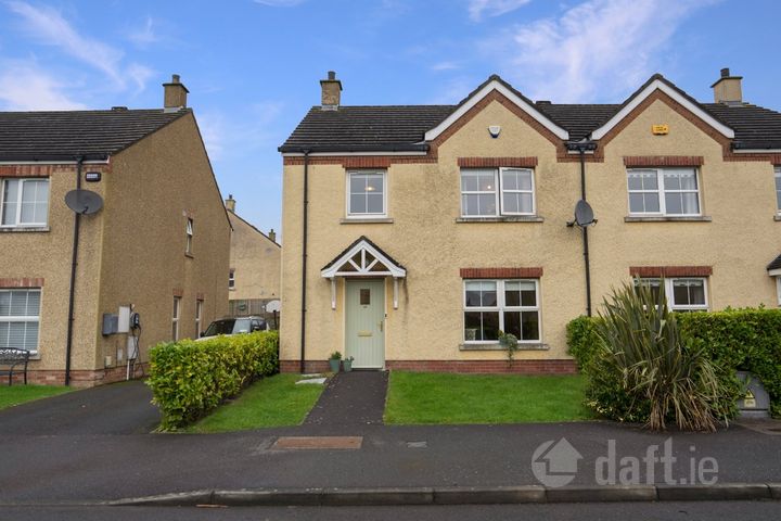19 Lismore, Earlsfort, Blackrock, Louth