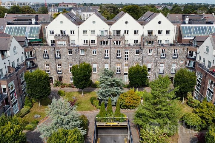 317 Gracepark Manor, Drumcondra, Dublin 9, D09PN47